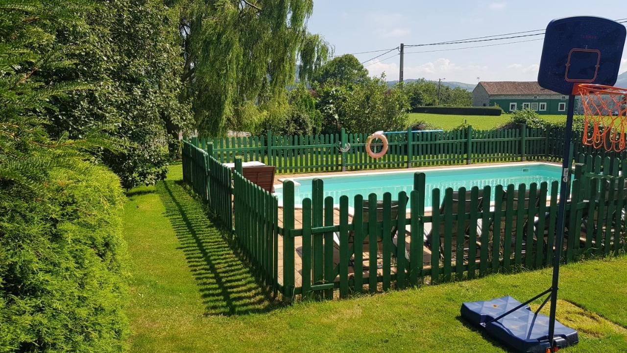 Dalias - Con Piscina, Parque Infantil, Juegos, 6 Hab, 3 Banos - Vv-256-as Jacuzzi Opcional Argüero